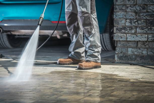 Best Pool Deck Cleaning  in Metzger, OR